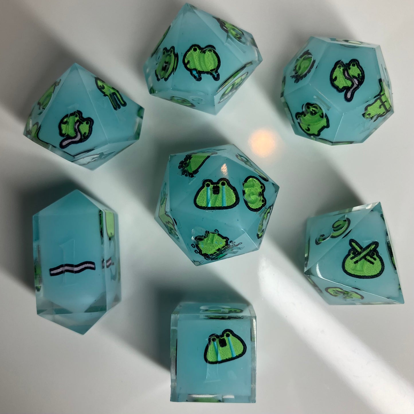 Crying fogs on low rolls teal dice set
