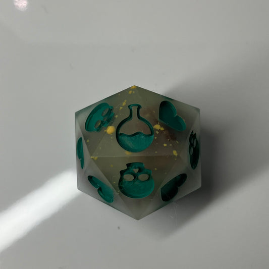 death save d20 that's grey red green and a little bit clear or dnd and pathfinder