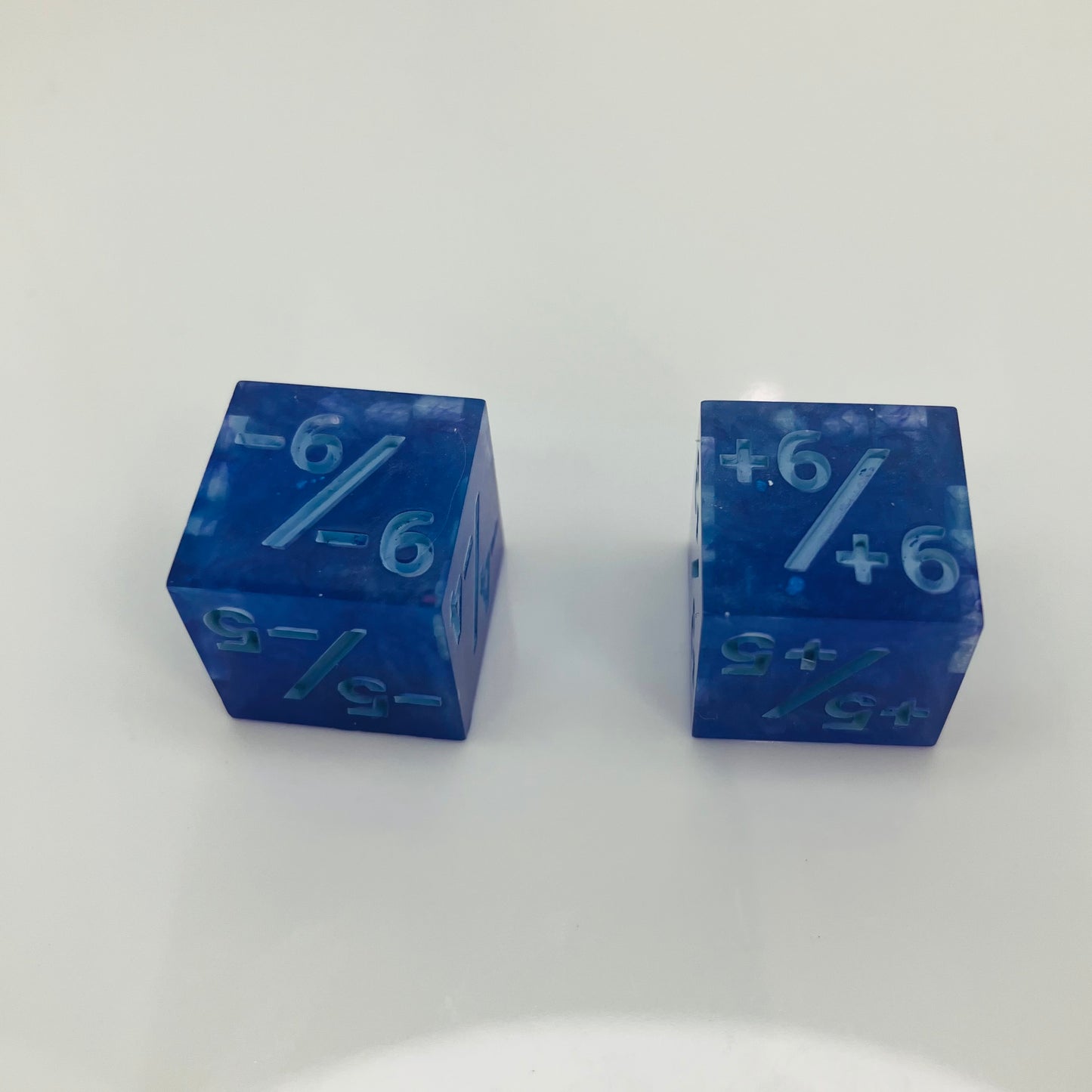 Blue positive and negative counter dice for mtg
