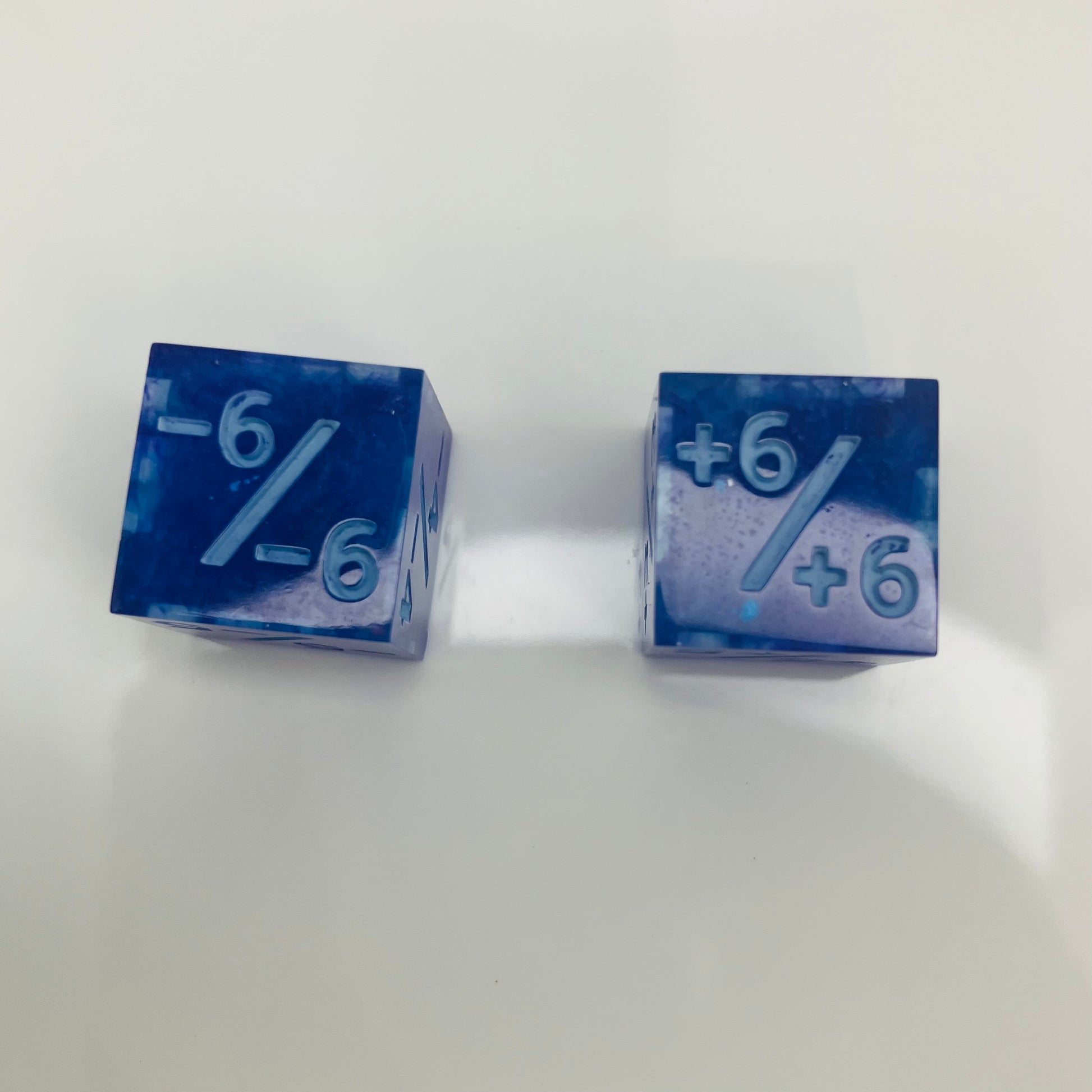 Blue positive and negative counter dice for mtg