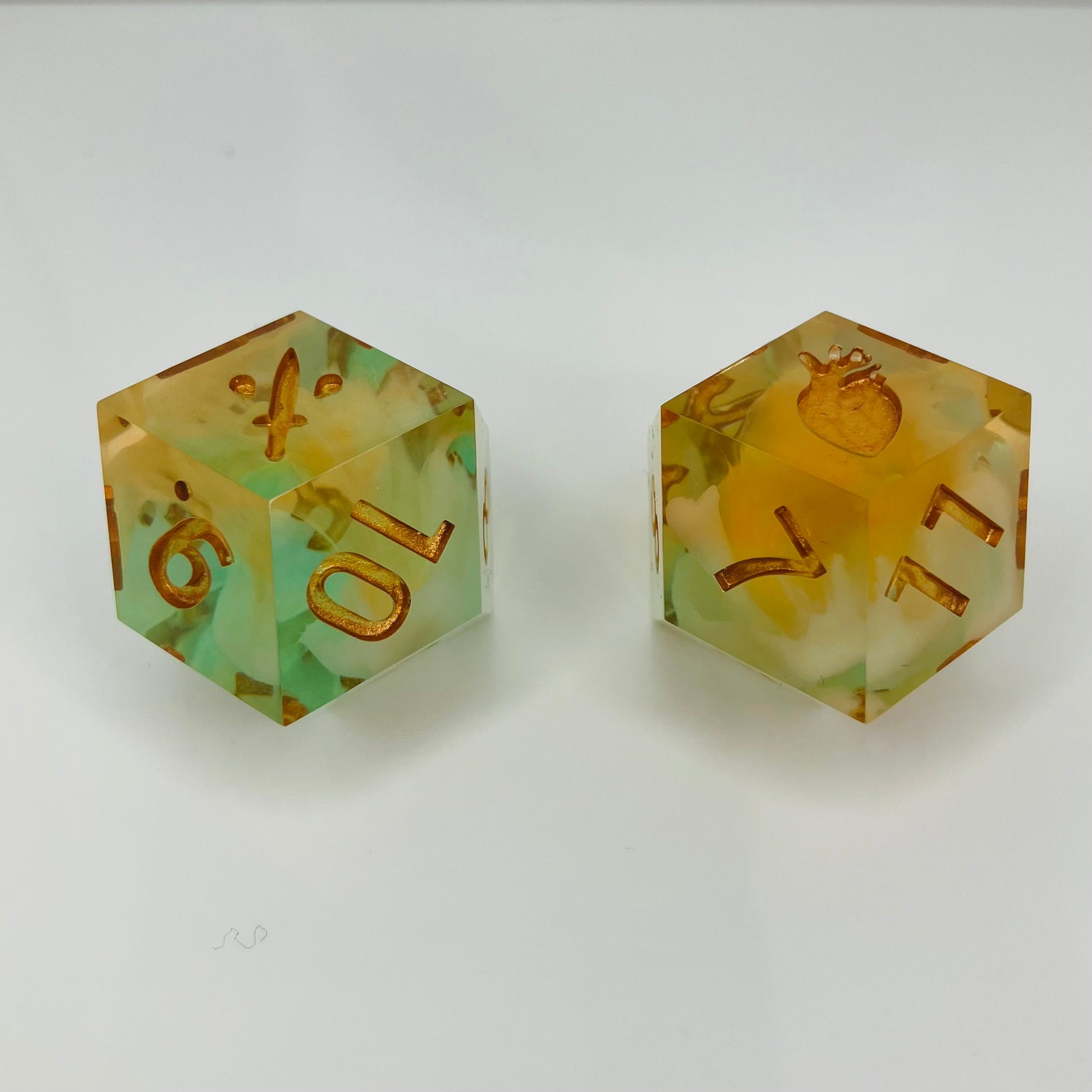 set of 2 daggerheart d12s