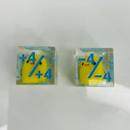 counter dice for MTG with little chicks inside