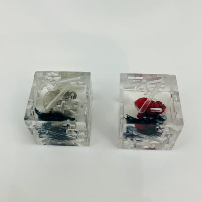 MTG counter dice with hand painted heart and skull