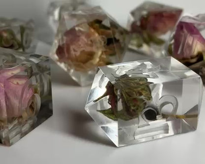 Pink Roses 7 piece dice set